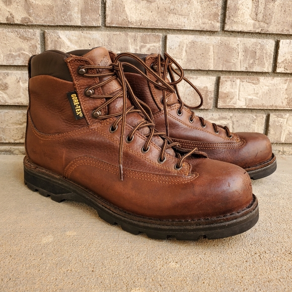 danner frontier boots